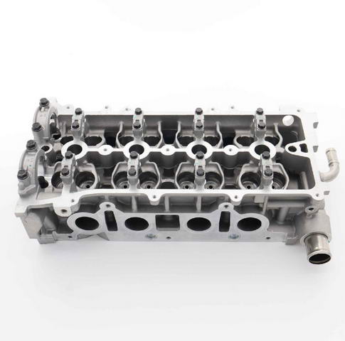 Фото Головка блока цилиндров MT 2.0L 1016050975     Головка блока цилиндров MT 2.0L 1016050975     — фото, цена