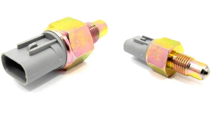 Датчик включения заднего хода  10237932-00  BS15-3729800     — фото, цена