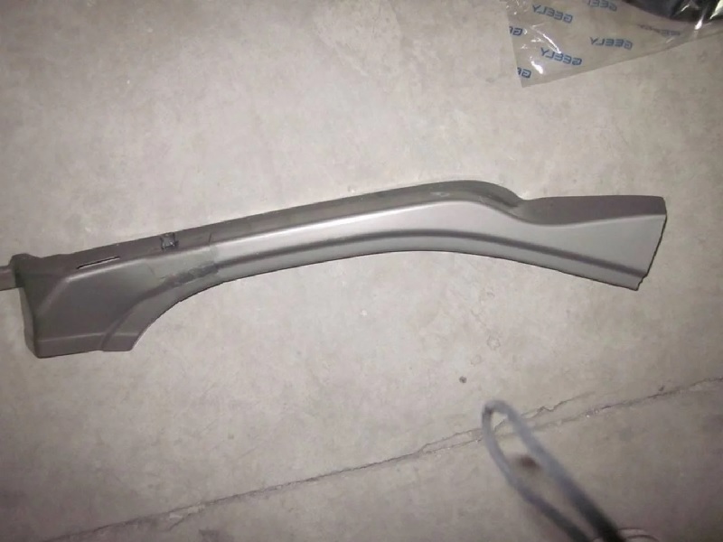 Фото Кронштейн фонаря заднего левого 106200311202     Кронштейн фонаря заднего левого 106200311202     — фото, цена