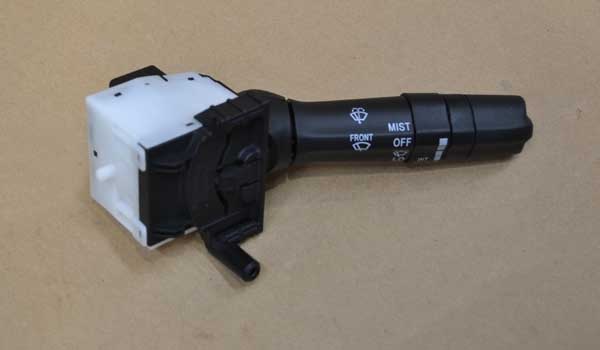 Переключатель стеклоочистителей подрулевой седан A13-3774130BA     — фото, цена